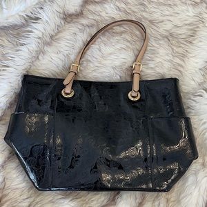 Michael Kors Jet Set Purse